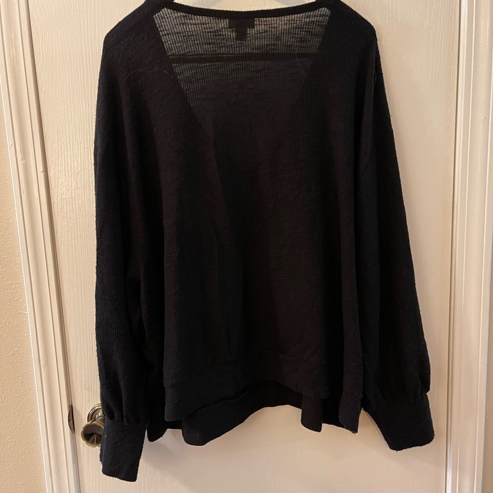 a.n.a Black V-Neck Women's Sweater - Picture 3 of 4
